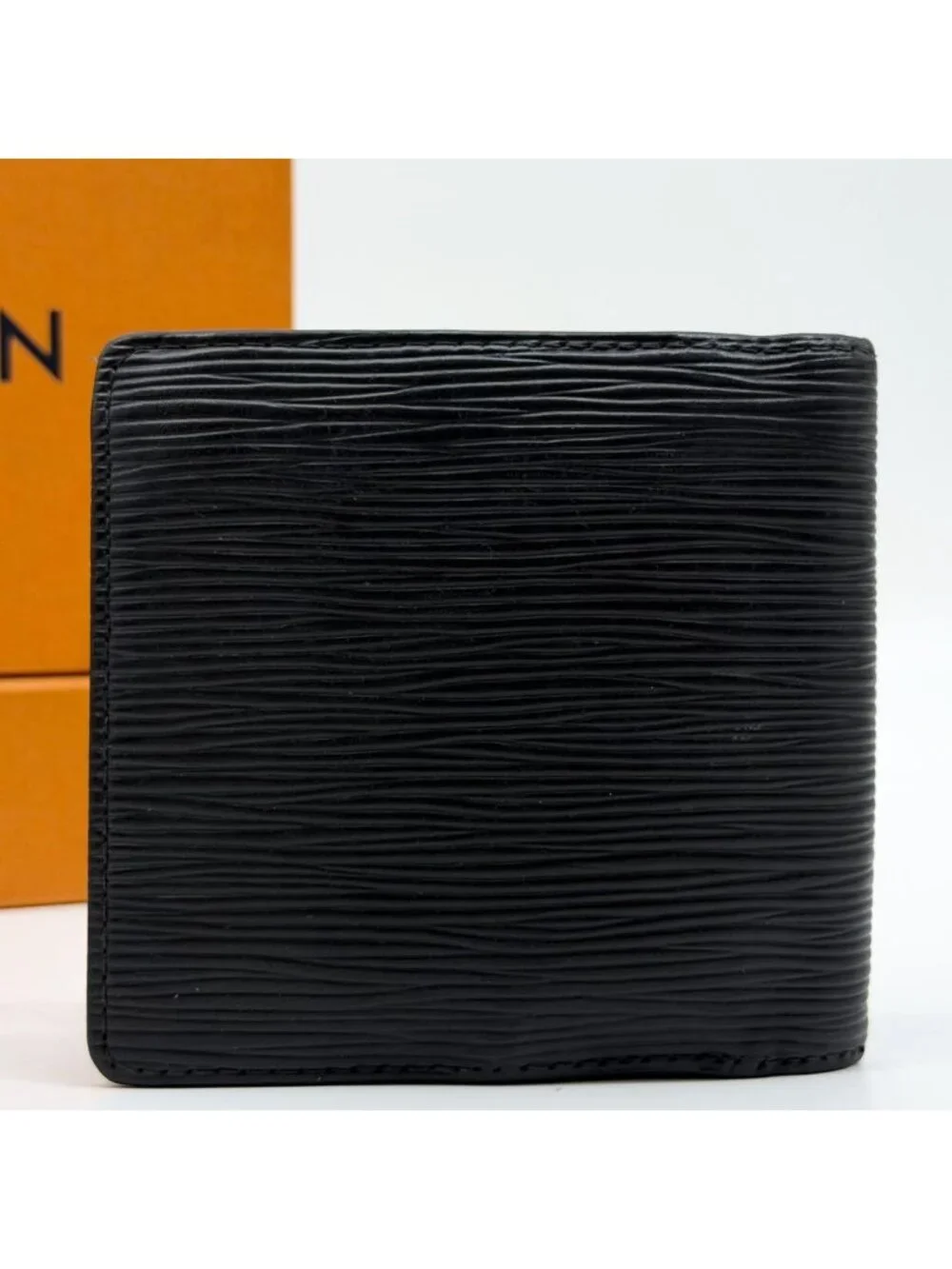 Louis Vuitton Portefeuille Marco Epi Black Leather Compact Wallet